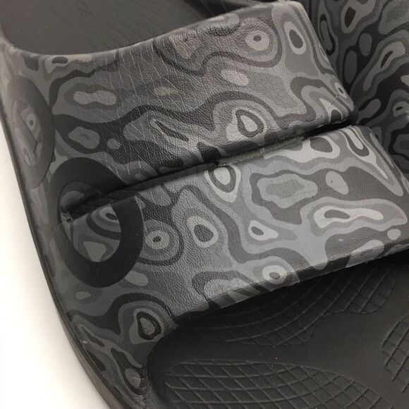 OOFOS OOah Camo Black Grey Recovery Slides Unisex EU 47 Men’s US 14 Women’s 16 main image 16